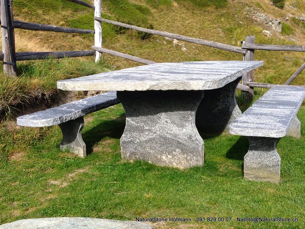 Tisch-Classico-Zermatt.jpg